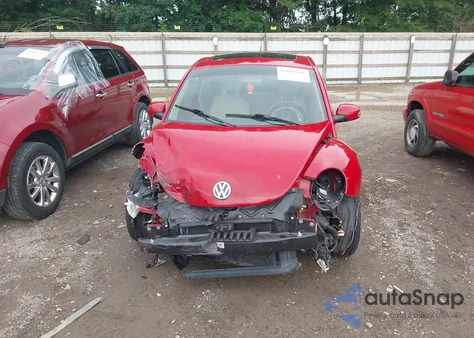 2006 Volkswagen New Beetle 2.5 z USA, uszkodzony, nr VIN 3VWSW31C86M420769